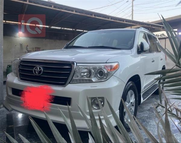 Toyota Land Cruiser 2015 for sale in Iraq - Al-Zubair